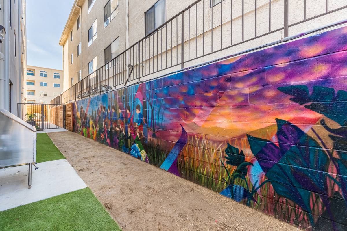 Apartment for rent at 11262 Otsego St, North Hollywood, CA 91601