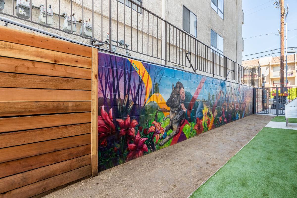 Apartment for rent at 11262 Otsego St, North Hollywood, CA 91601