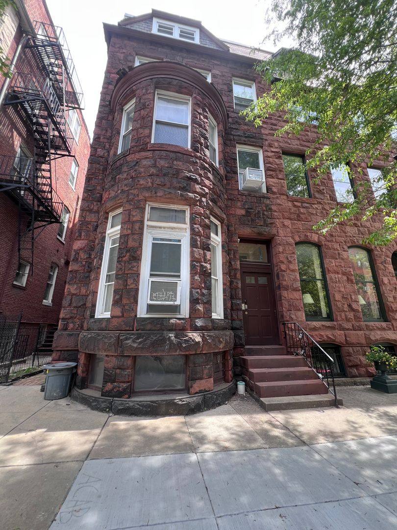 Apartment for rent at 1211 N Calvert St, Baltimore, MD 21202