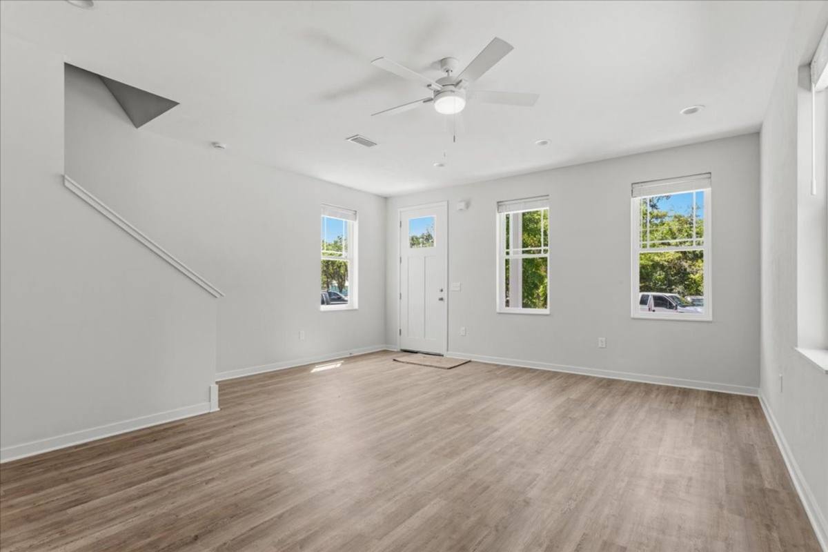 House for rent at 516 SW 7th Place, Gainesville, FL 32601