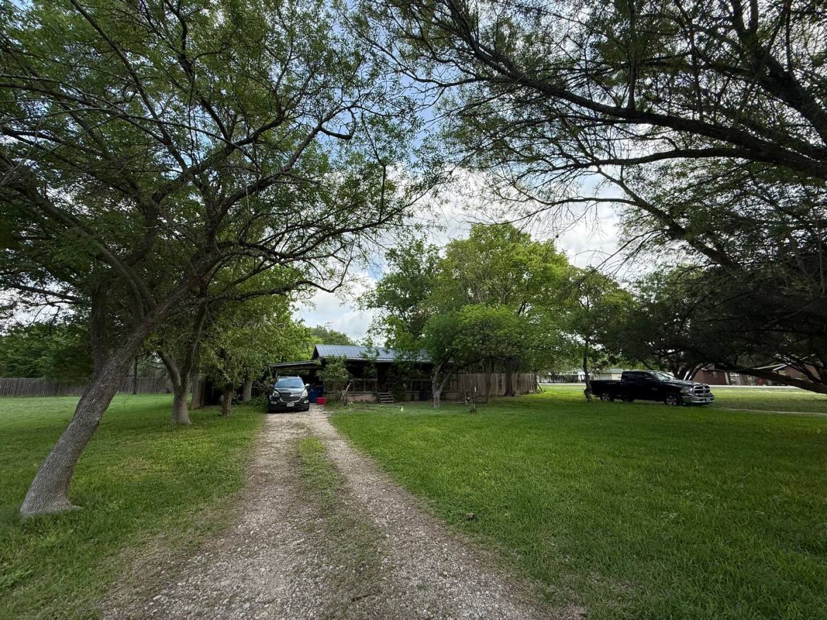 House for rent at 624 Live Falls, Canyon Lake, TX 78133