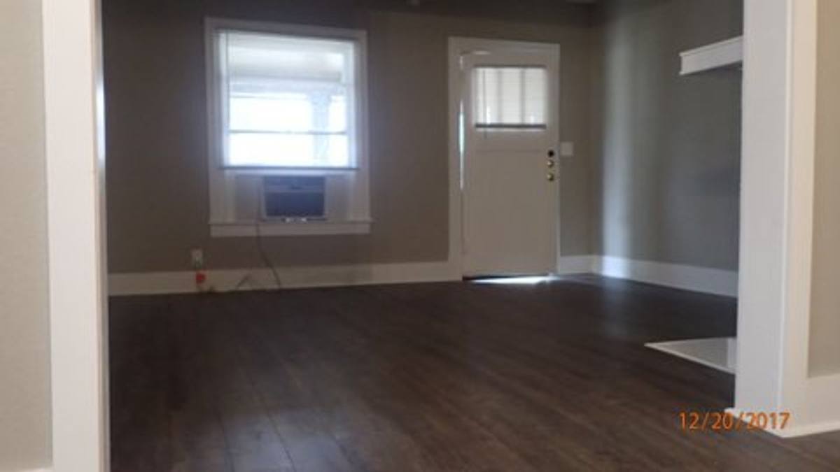 Apartment for rent at 5736 Worth St, Dallas, TX 75214