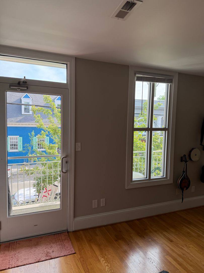 Apartment for rent at 1309 W Main St, Richmond, VA 23220