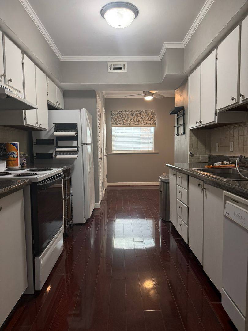 Apartment for rent at 509 11th St, Knoxville, TN 37916