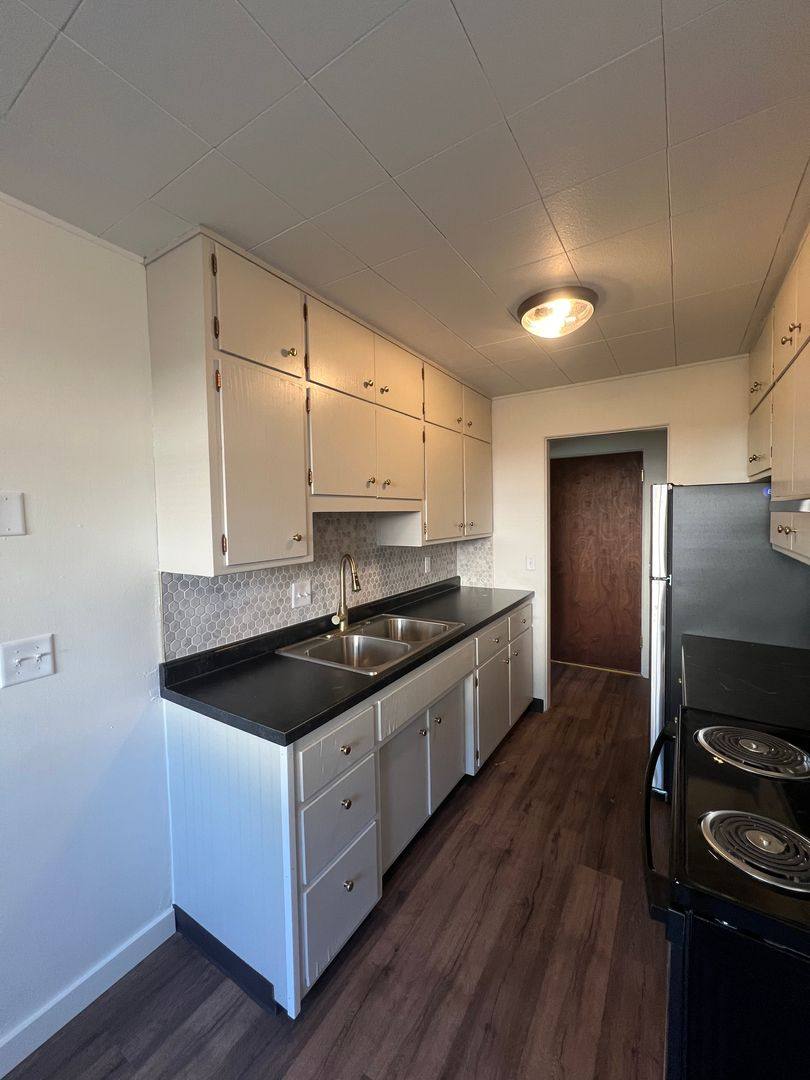 Apartment for rent at 1025 7th Ave S, Fargo, ND 58102