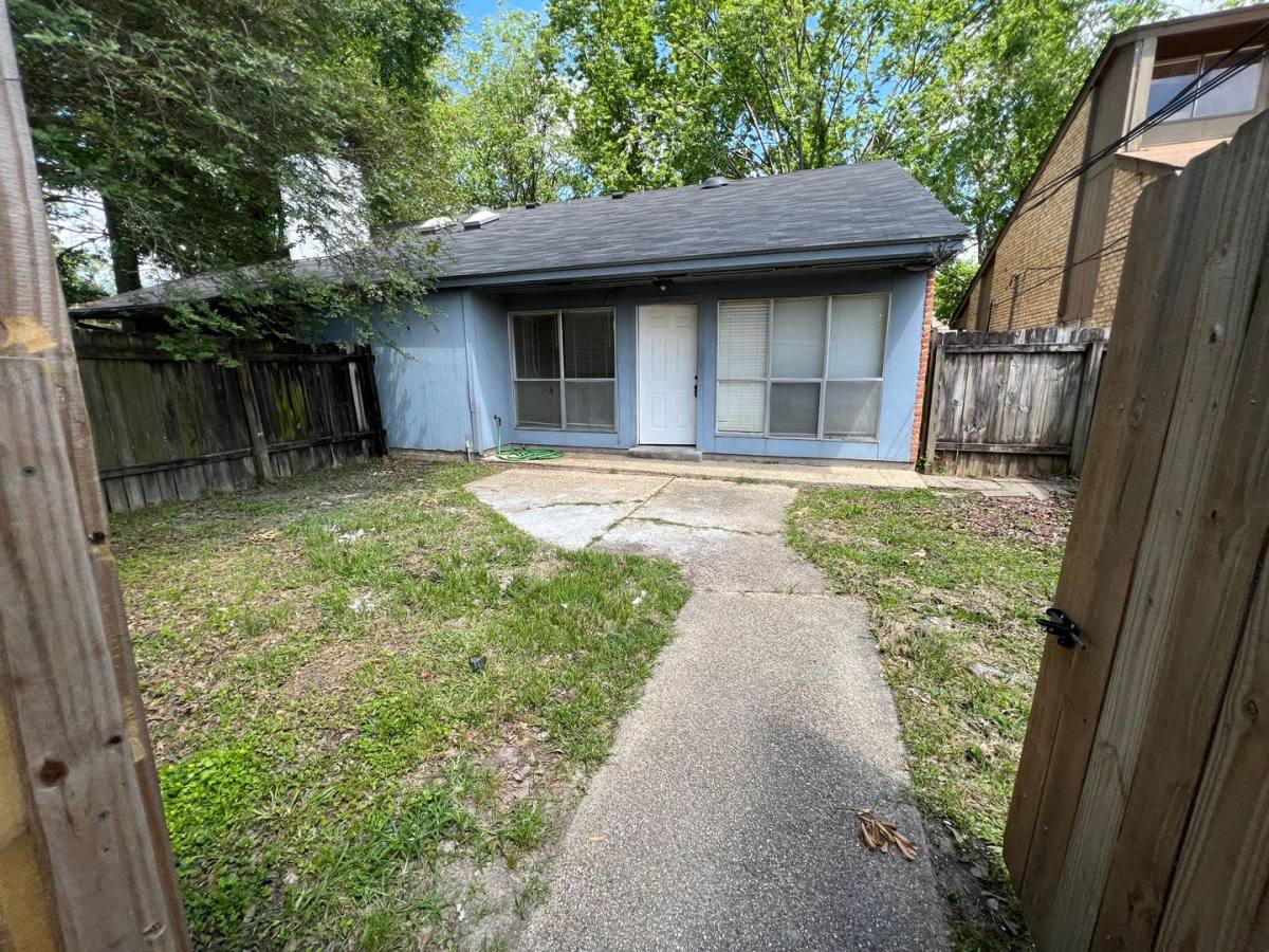 House for rent at 2073 Brightside View, Baton Rouge, LA 70820