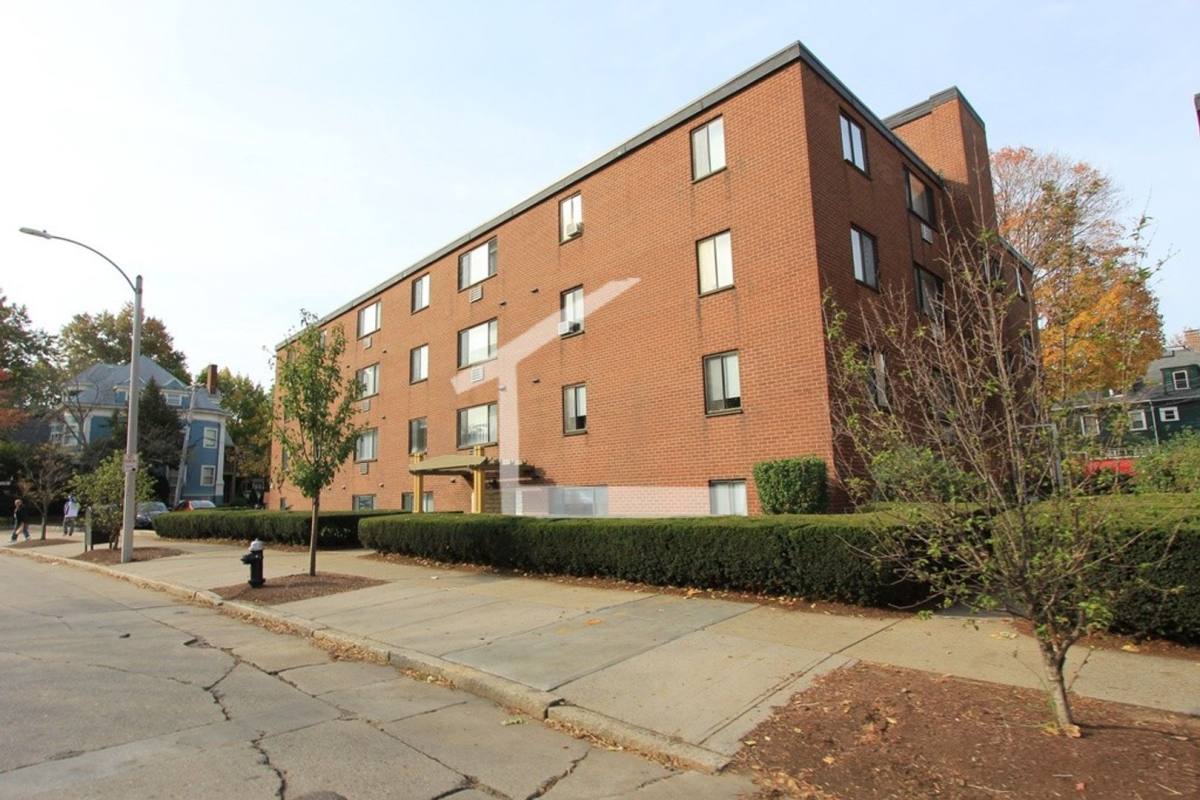 Apartment for rent at 210 Babcock St #3, Brookline, MA 02446