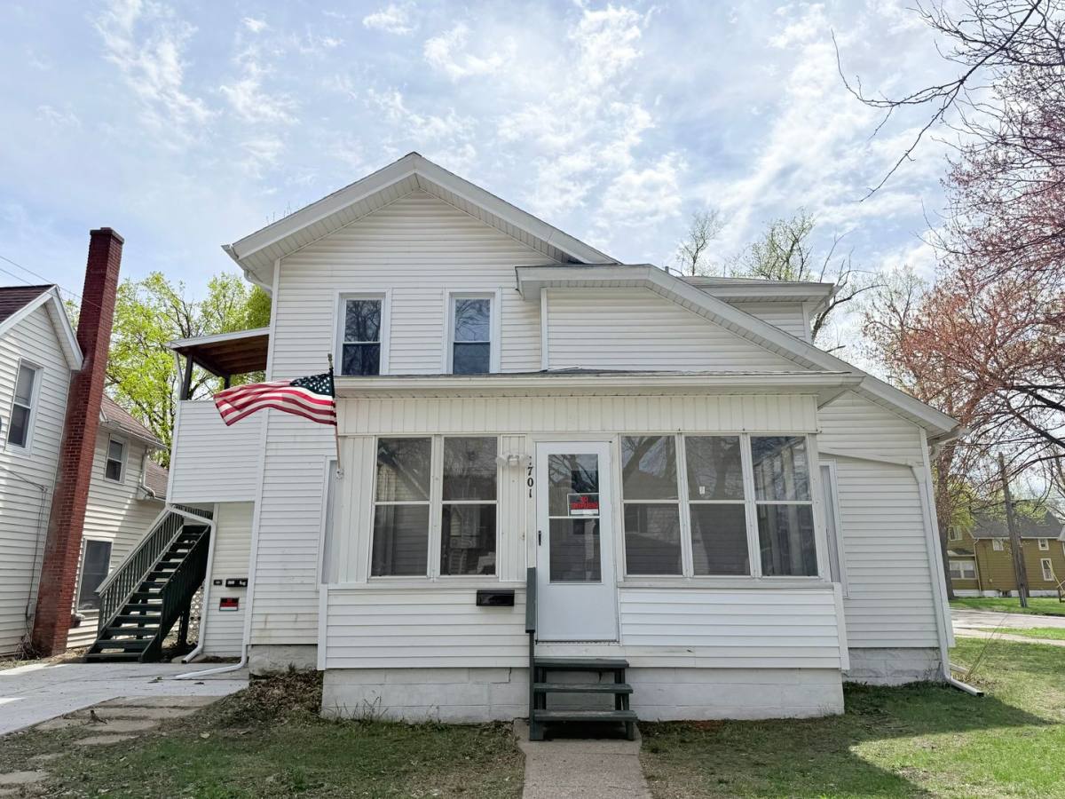 Apartment for rent at 1701 E Ganson St, Jackson, MI 49202