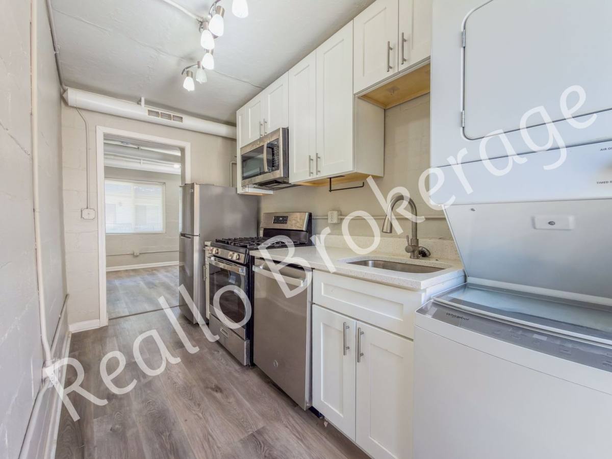 Apartment for rent at 549-553 Highland Ave NE, Atlanta, GA 30312