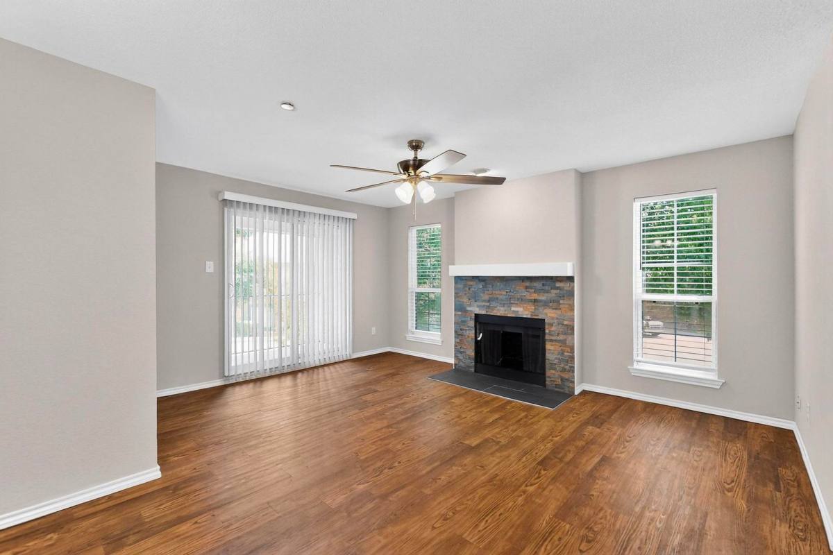 House for rent at 5806 Marvin Loving Dr, Garland, TX 75043