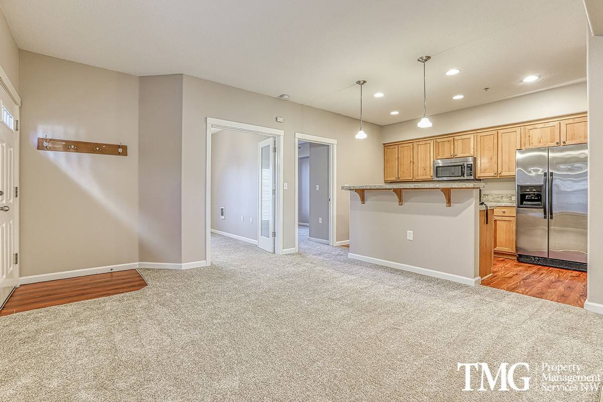 Condo for rent at 10757 NE Red Wing Way, Beaverton, OR 97006