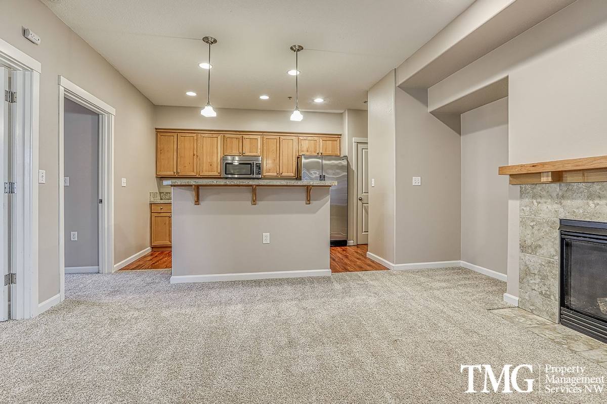 Condo for rent at 10757 NE Red Wing Way, Beaverton, OR 97006