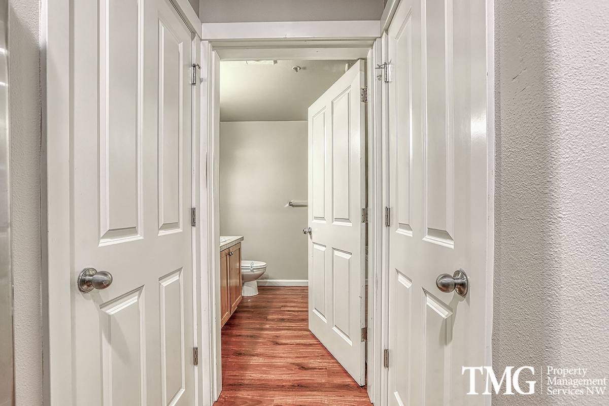 Condo for rent at 10757 NE Red Wing Way, Beaverton, OR 97006