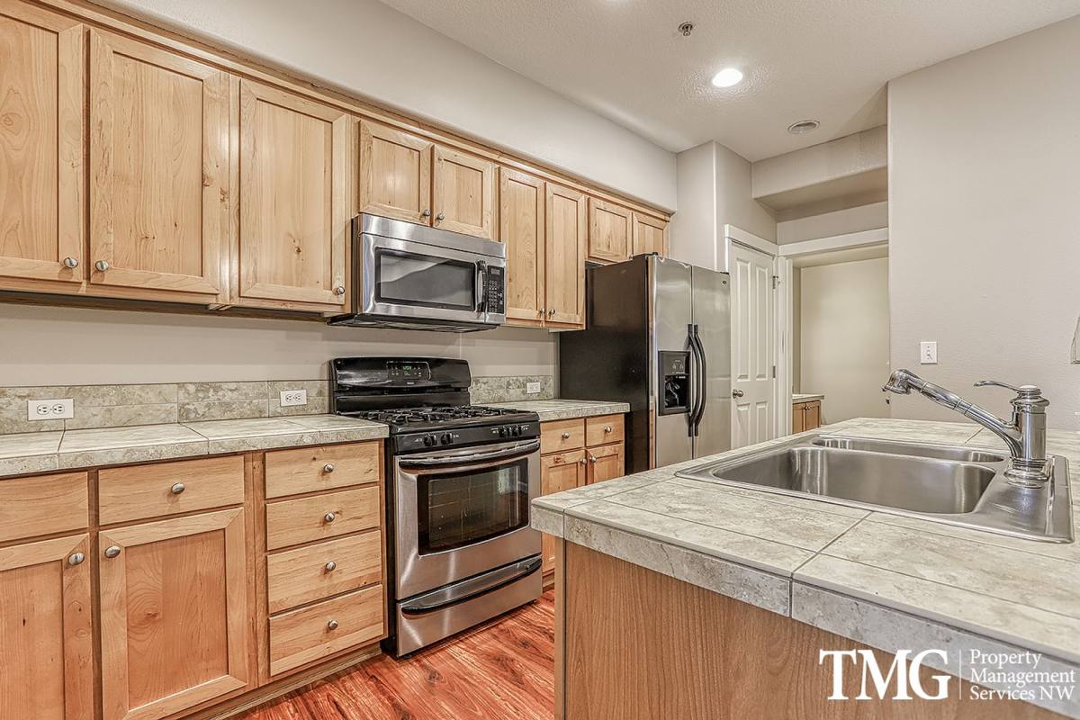 Condo for rent at 10757 NE Red Wing Way, Beaverton, OR 97006