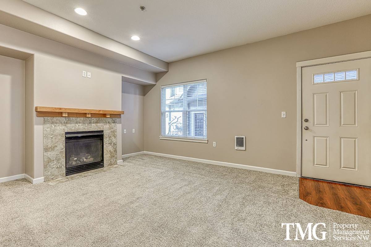 Condo for rent at 10757 NE Red Wing Way, Beaverton, OR 97006