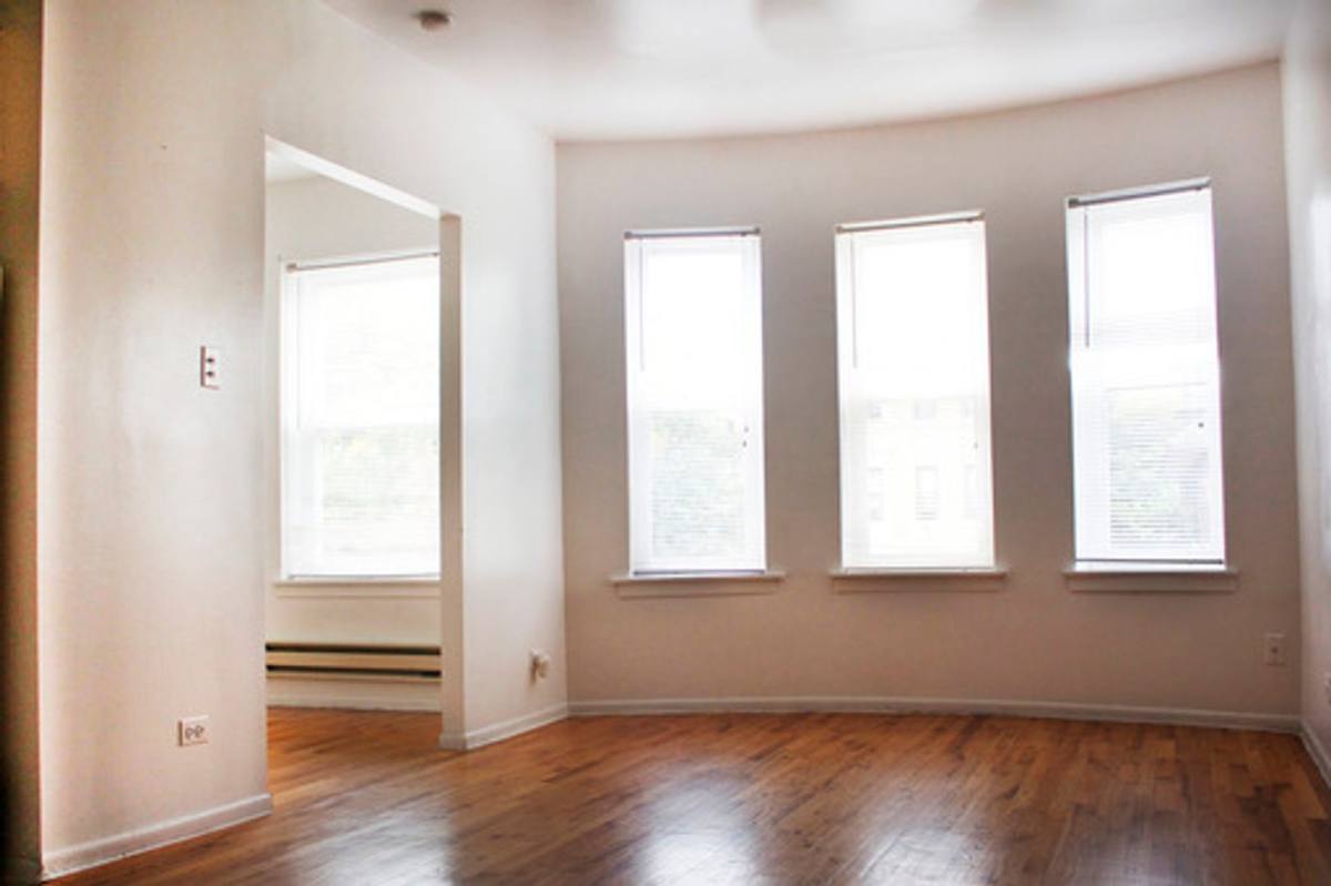 Apartment for rent at 4501 - 4515 N Malden, Chicago, IL 60640