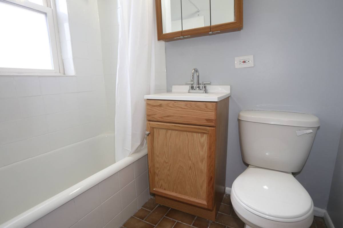 Apartment for rent at 4501 - 4515 N Malden, Chicago, IL 60640