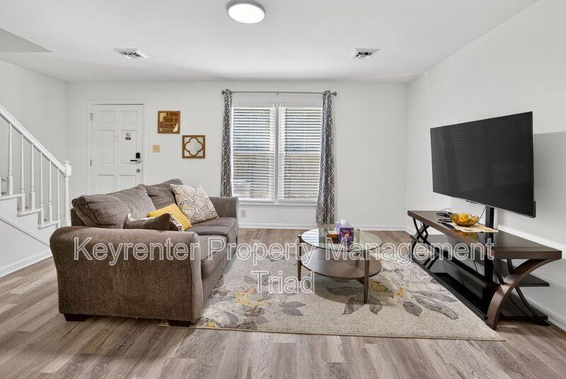 Townhouse for rent at 115 S Mendenhall St #C, Greensboro, NC 27403