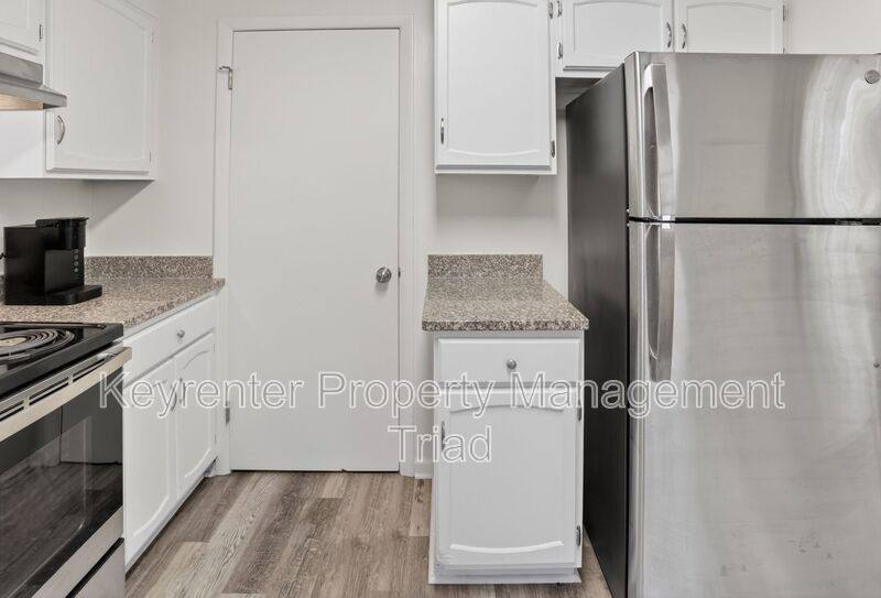 Townhouse for rent at 115 S Mendenhall St #C, Greensboro, NC 27403