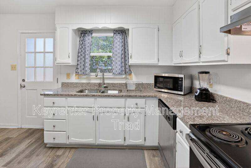 Townhouse for rent at 115 S Mendenhall St #C, Greensboro, NC 27403