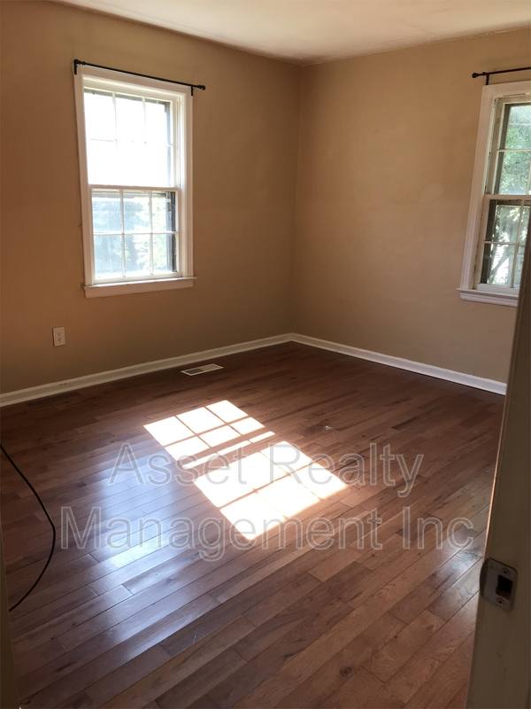 House for rent at 2315 Greenfield Lane, Knoxville, TN 37917