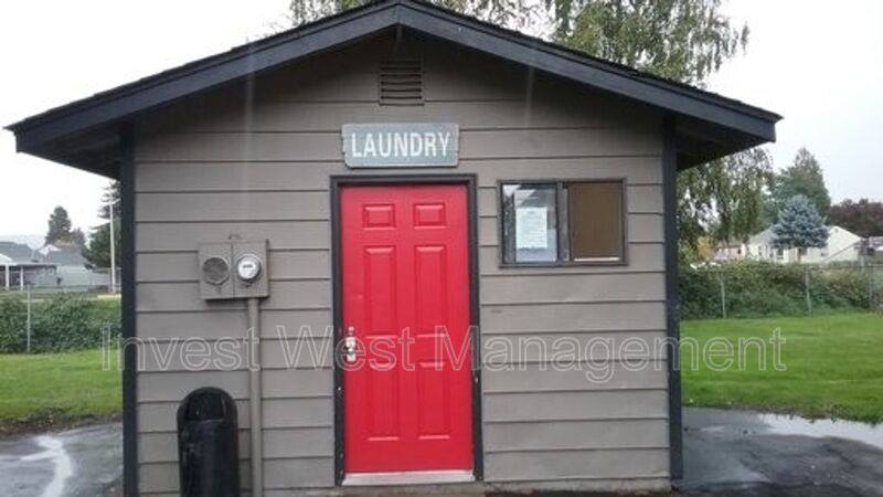 Apartment for rent at 944 33 Avenue-24, Longview, WA 98632