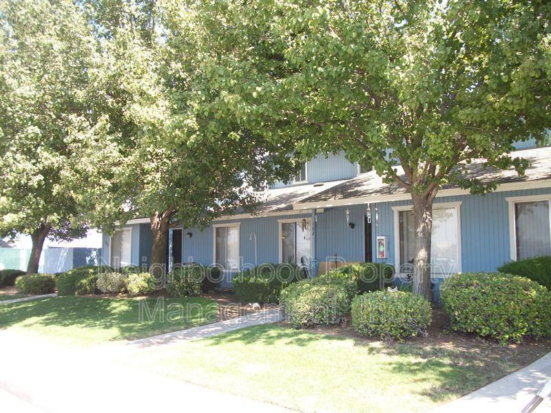 Apartment for rent at 700 Music Ave #102, Clovis, CA 93612