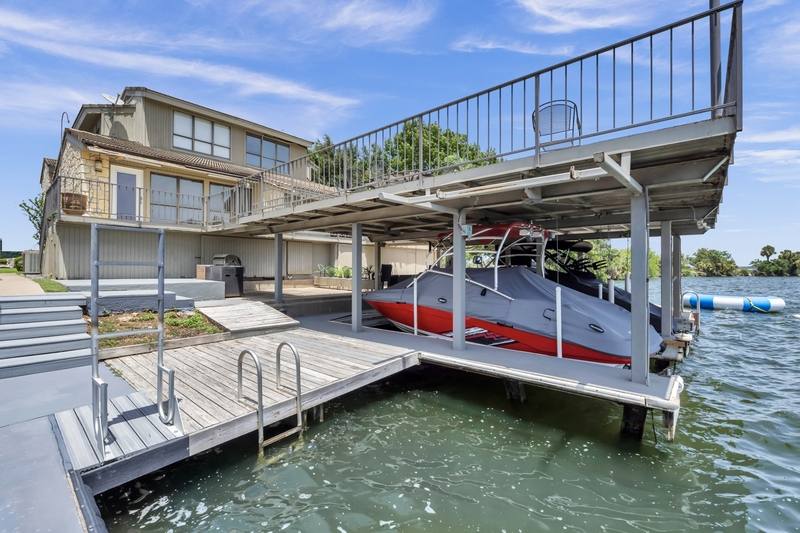 Townhouse for rent at 533 Lighthouse Dr #3, Horseshoe Bay, TX 78657