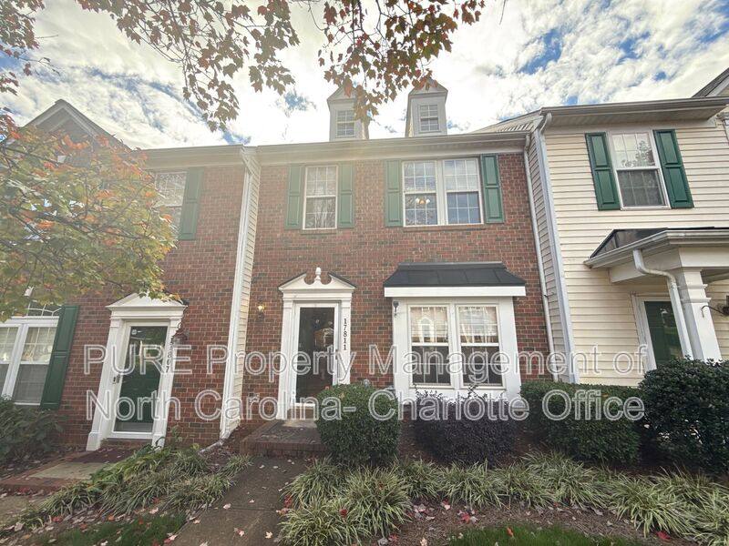 Townhouse for rent at 17811 Delmas Dr, Cornelius, NC 28031
