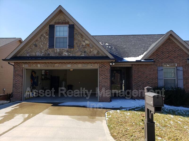 Condo for rent at 235 Stonefield Dr #1, Harrogate, TN 37752
