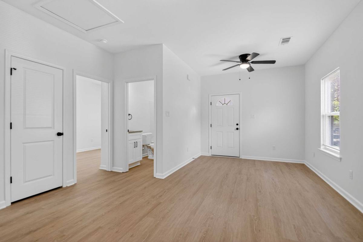 Apartment for rent at 2015-2017 Court, Little Rock, AR 72204