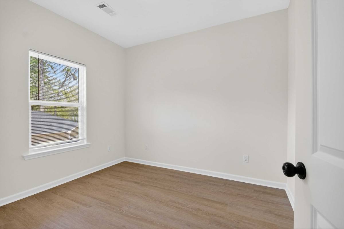 Apartment for rent at 2015-2017 Court, Little Rock, AR 72204