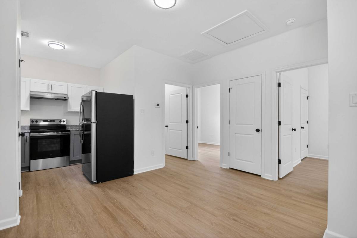 Apartment for rent at 2015-2017 Court, Little Rock, AR 72204