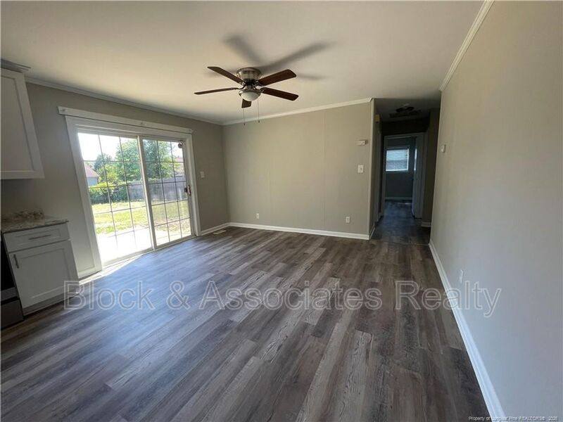 House for rent at 1927 Shiloh Dr, Fayetteville, NC 28304