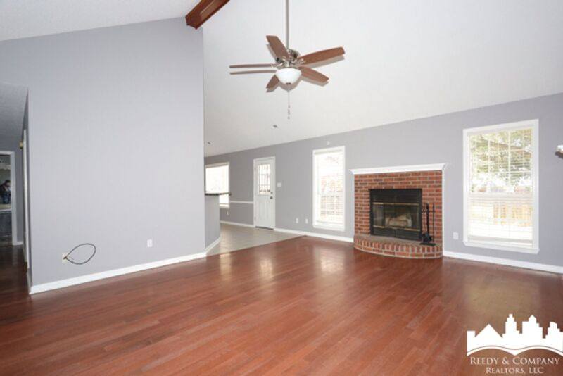 House for rent at 2573 Laurelcrest Dr, Memphis, TN 38133