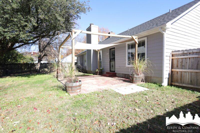 House for rent at 2573 Laurelcrest Dr, Memphis, TN 38133
