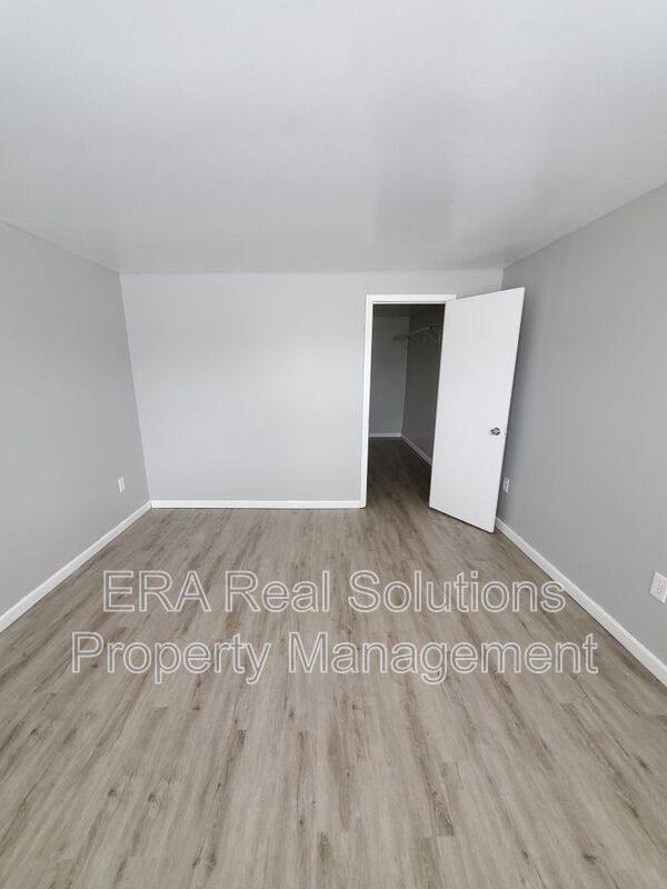 House for rent at 2906 Woodgrove Dr, Grove City, OH 43123