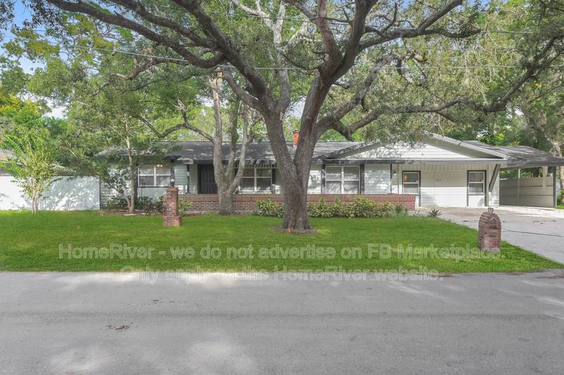 House for rent at 1053 Spring Garden St, Altamonte Springs, FL 32701
