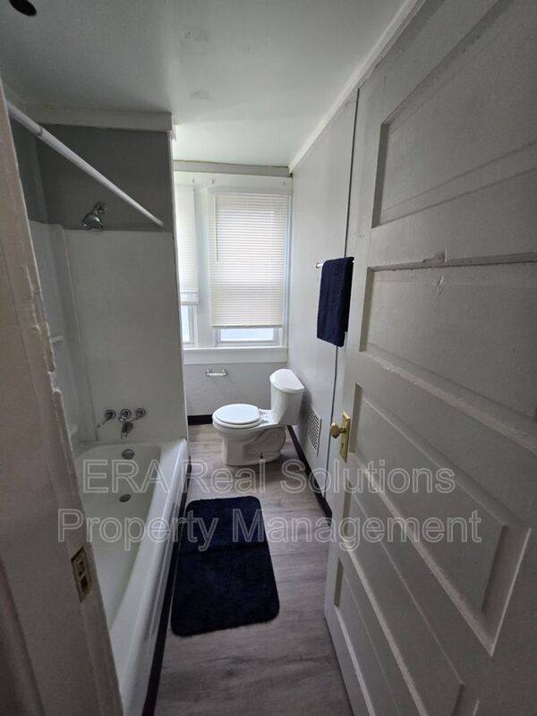 House for rent at 80 S Warren Ave, Columbus, OH 43204