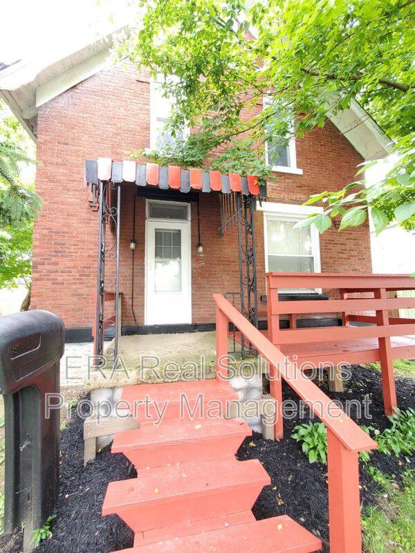 House for rent at 80 S Warren Ave, Columbus, OH 43204