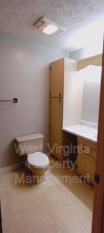 Apartment for rent at 184 Wyndale Dr #22, Princeton, WV 24740