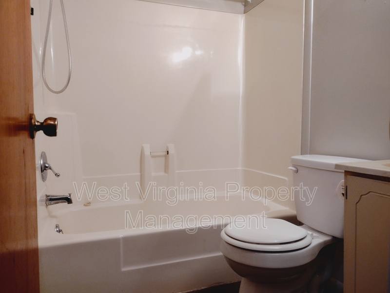 Apartment for rent at 184 Wyndale Dr #23, Princeton, WV 24739