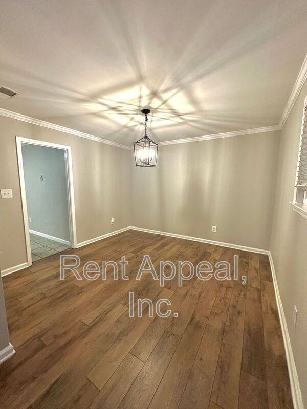 Condo for rent at 346 Carpenter Dr, Atlanta, GA 30328