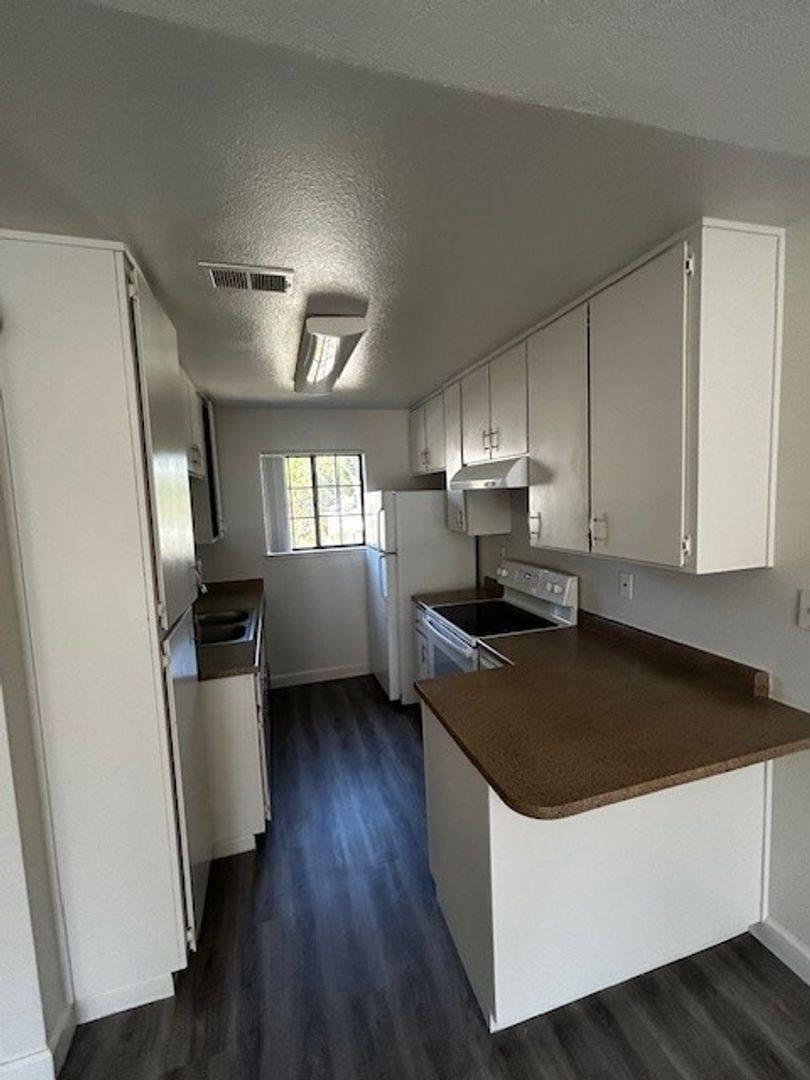Apartment for rent at 5858 Morgan Place, Stockton, CA 95219