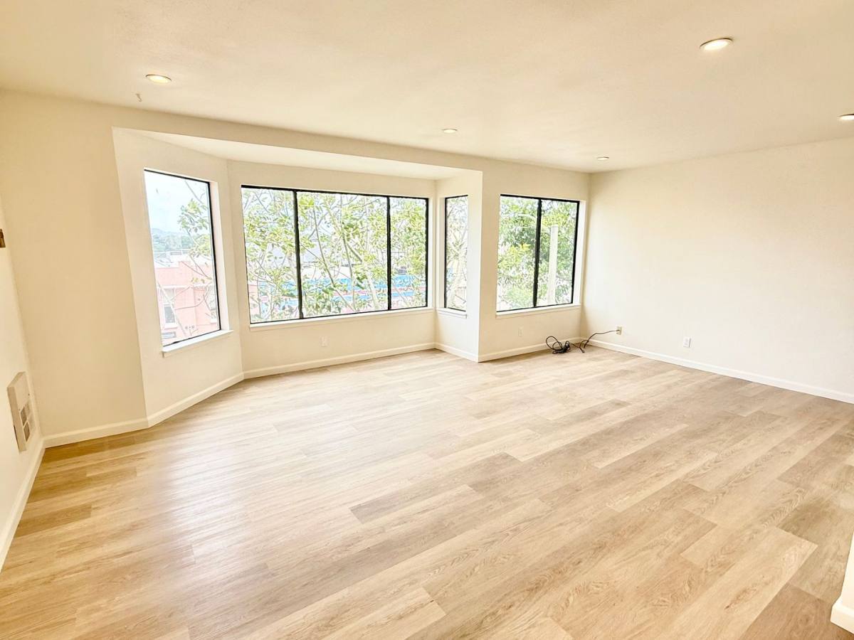 Apartment for rent at 2521 - 2525 Judah St, San Francisco, CA 94122