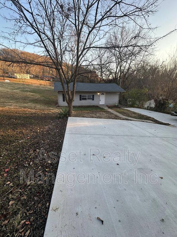 House for rent at 408 Hassler Mill Rd, Harriman, TN 37748
