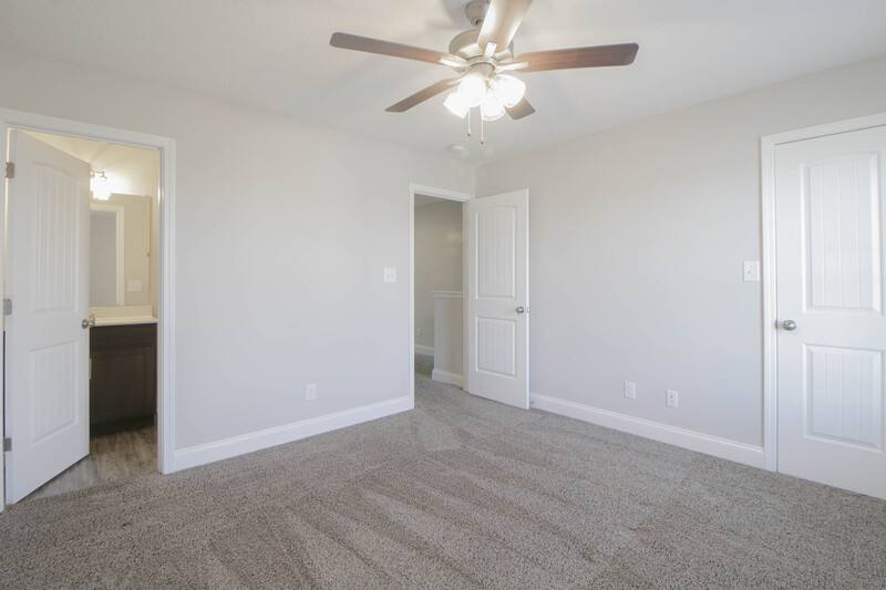 Townhouse for rent at 1000-103 Henry Place Blvd, Clarksville, TN 37042
