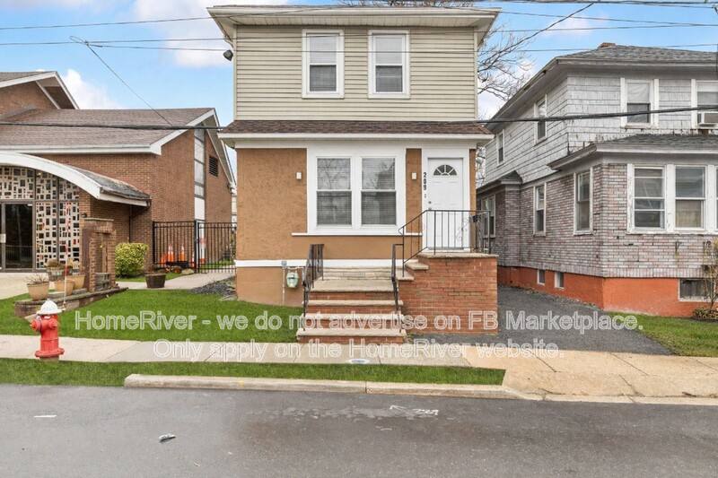House for rent at 289 Hilton Ave, Vauxhall, NJ 07088