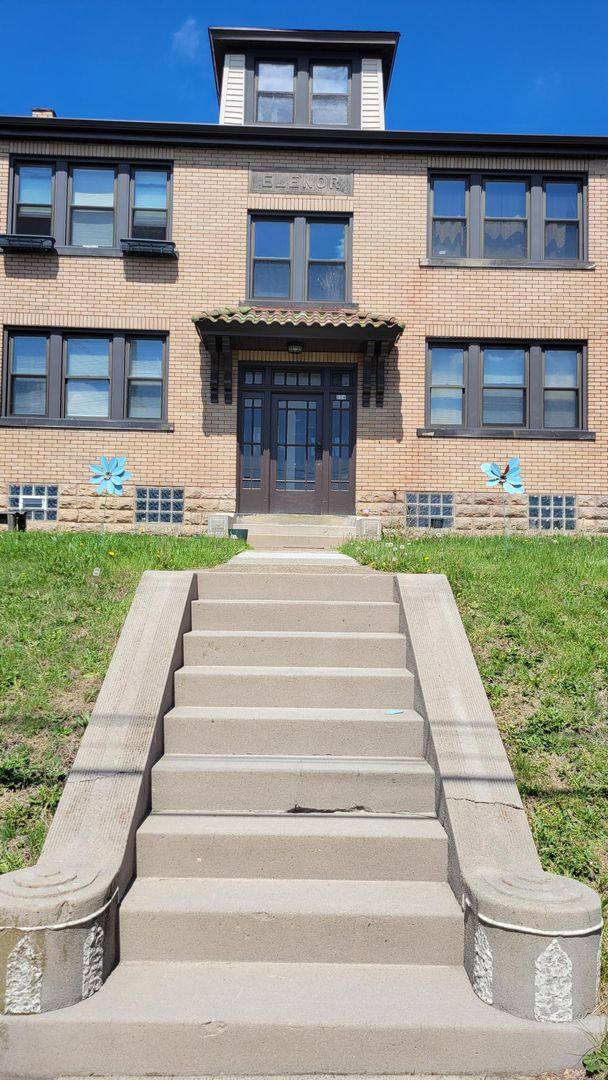 Apartment for rent at 226 Sunnyland Ave, Pittsburgh, PA 15227