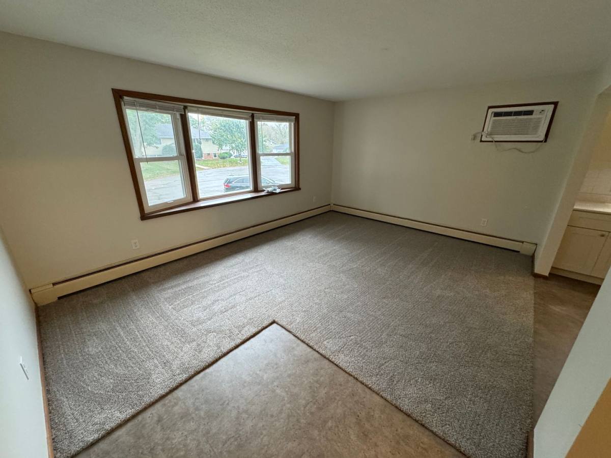 Apartment for rent at 1348 5th Ave SE #3, Rochester, MN 55904